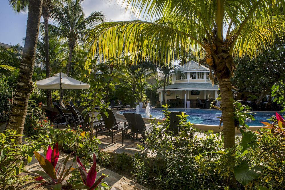 Paradise Oceanic Hotel West Bay Eksteriør billede